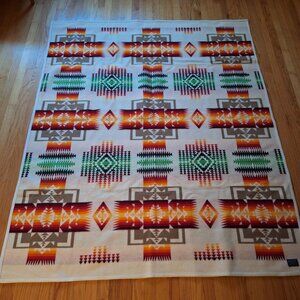 Pendleton Cream Twin Size Beaver State Blanket